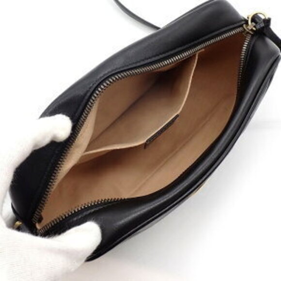 Gucci GG Marmont Shoulder Bag Black Quilted Leather - Picture 6 of 10